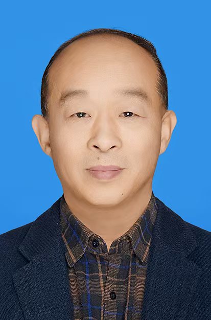 尹保红 (2).jpg